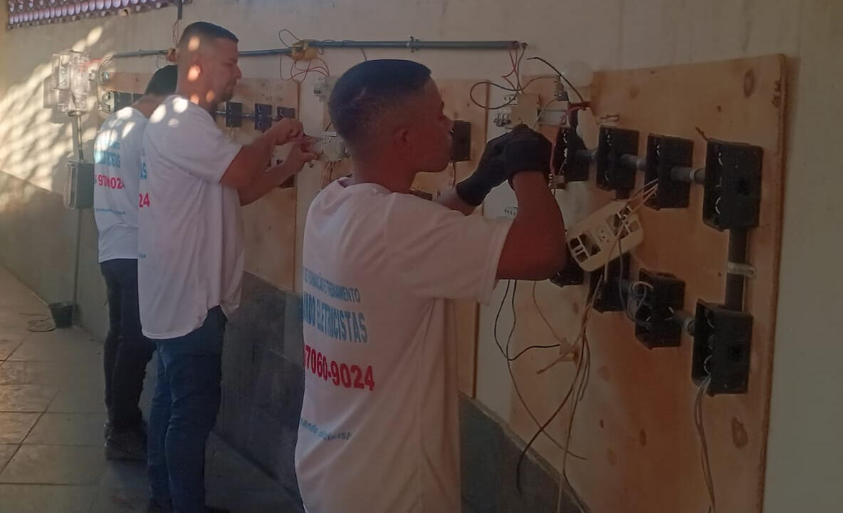 ⚡ Elétrica Residencial/Predial Instalações e manutenção profissional